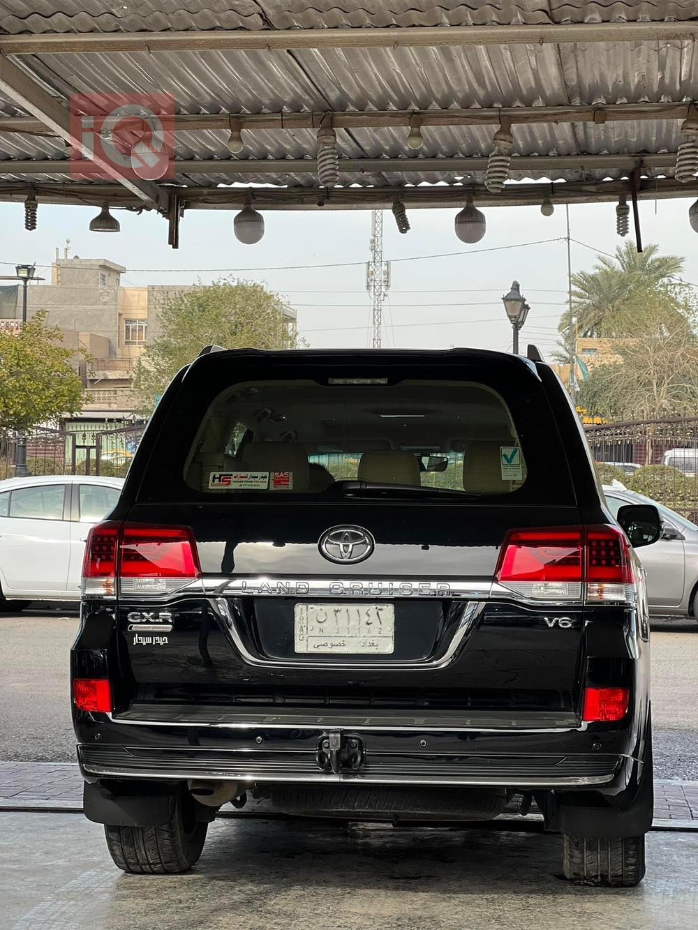 تويوتا لاندكروزر